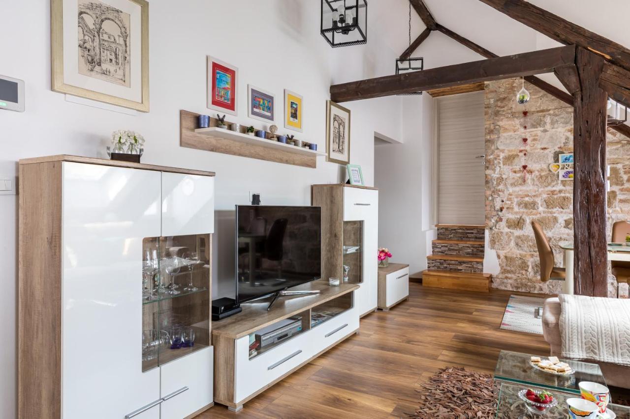 Petrova Attic Lägenhet Split Exteriör bild